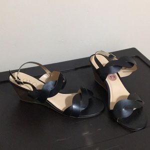 Size 7.5 black XOXO wedges